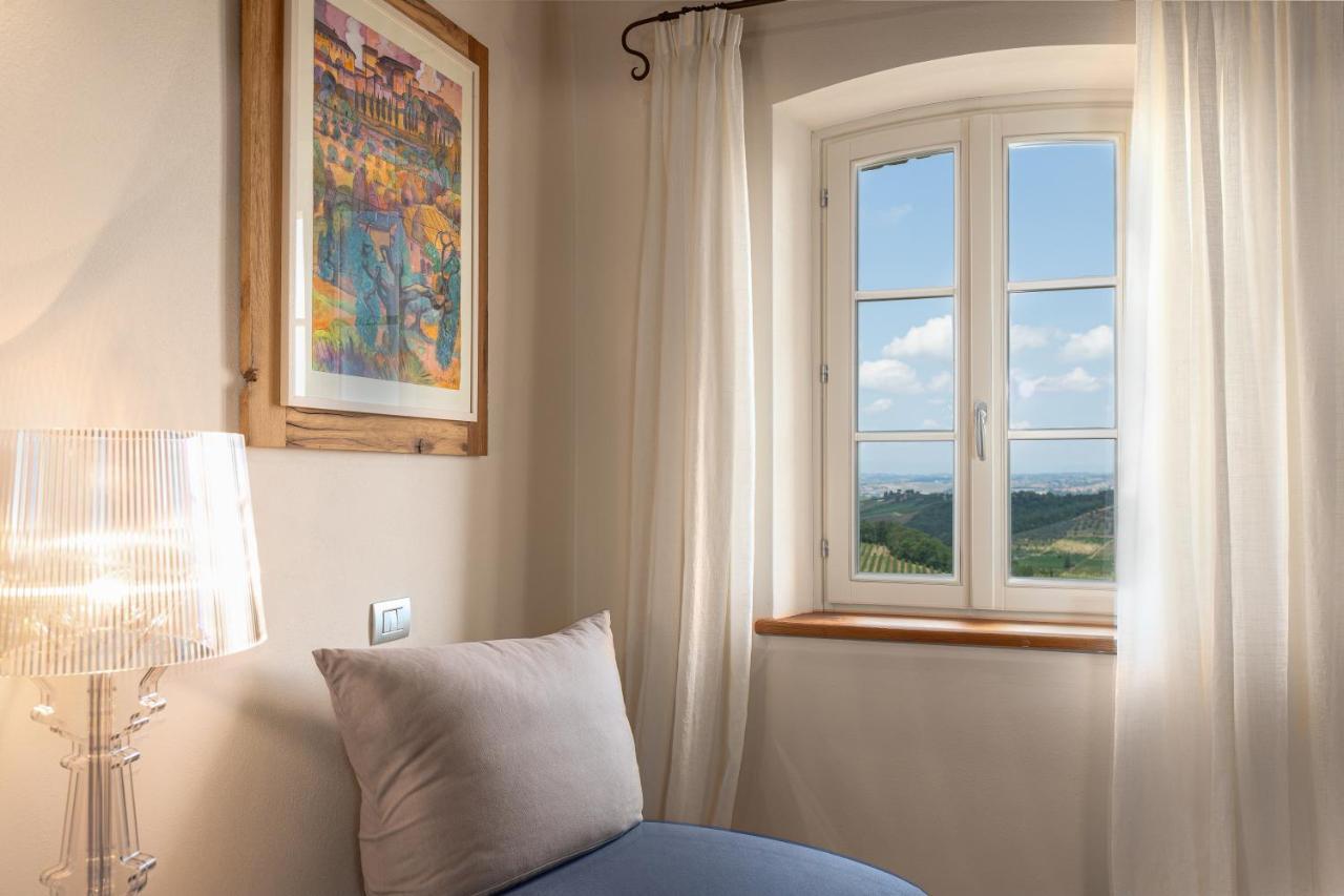Il Castro Luxury Apartments サン・ジミニャーノ エクステリア 写真