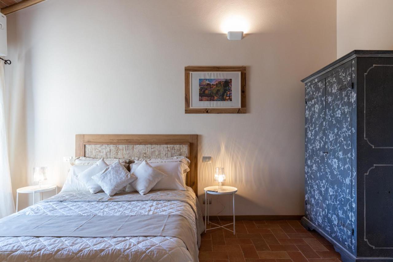 Il Castro Luxury Apartments サン・ジミニャーノ エクステリア 写真